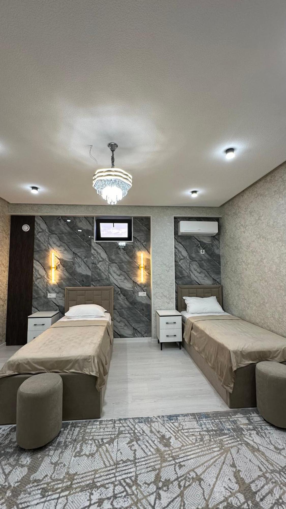 Hotel Zam-Zam Turkistan Esterno foto